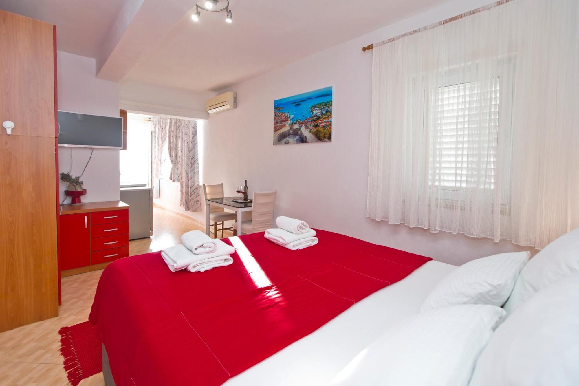 Apartment Matic Ograde Хвар Екстериор снимка