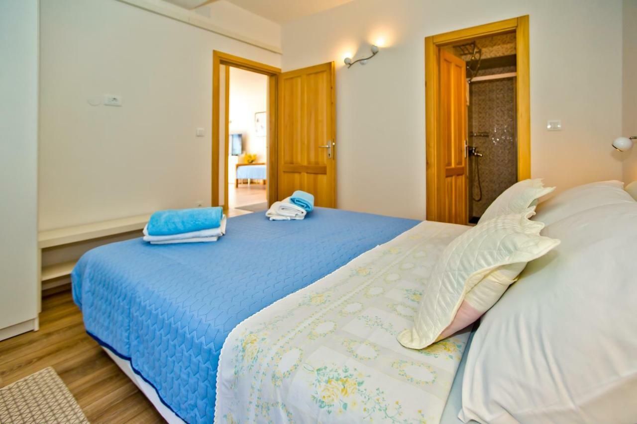 Apartment Matic Ograde Хвар Екстериор снимка